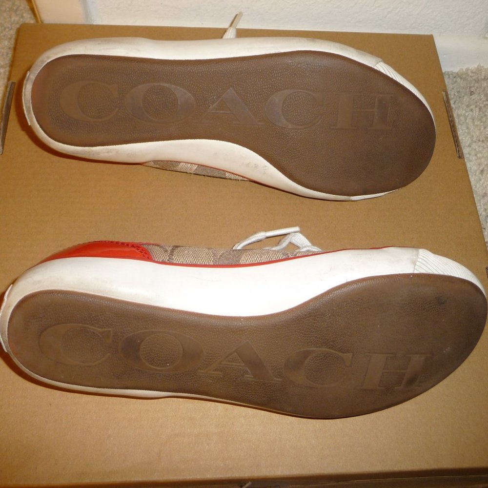 Genuine Coach Zorra Women's Size 6.5 Signature Fabric Lace Up Sneakers - Picture 10 of 12